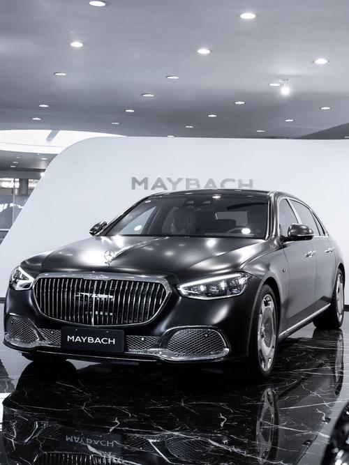 成都125岚图汽车的售后服务让用户无忧出行，迈巴赫未来的豪华车趋势